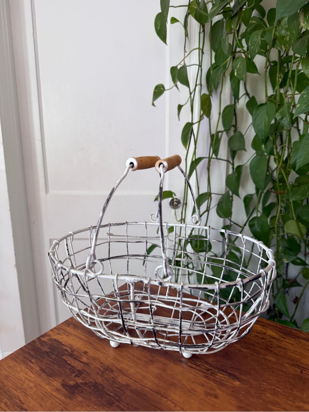 Rustic White Wire Basket with Wooden Handles - Home Accents